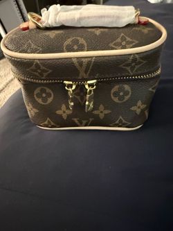 Women’s makeup purse