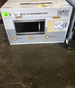 Brand New Still in box Whirlpool microwave 4EC1