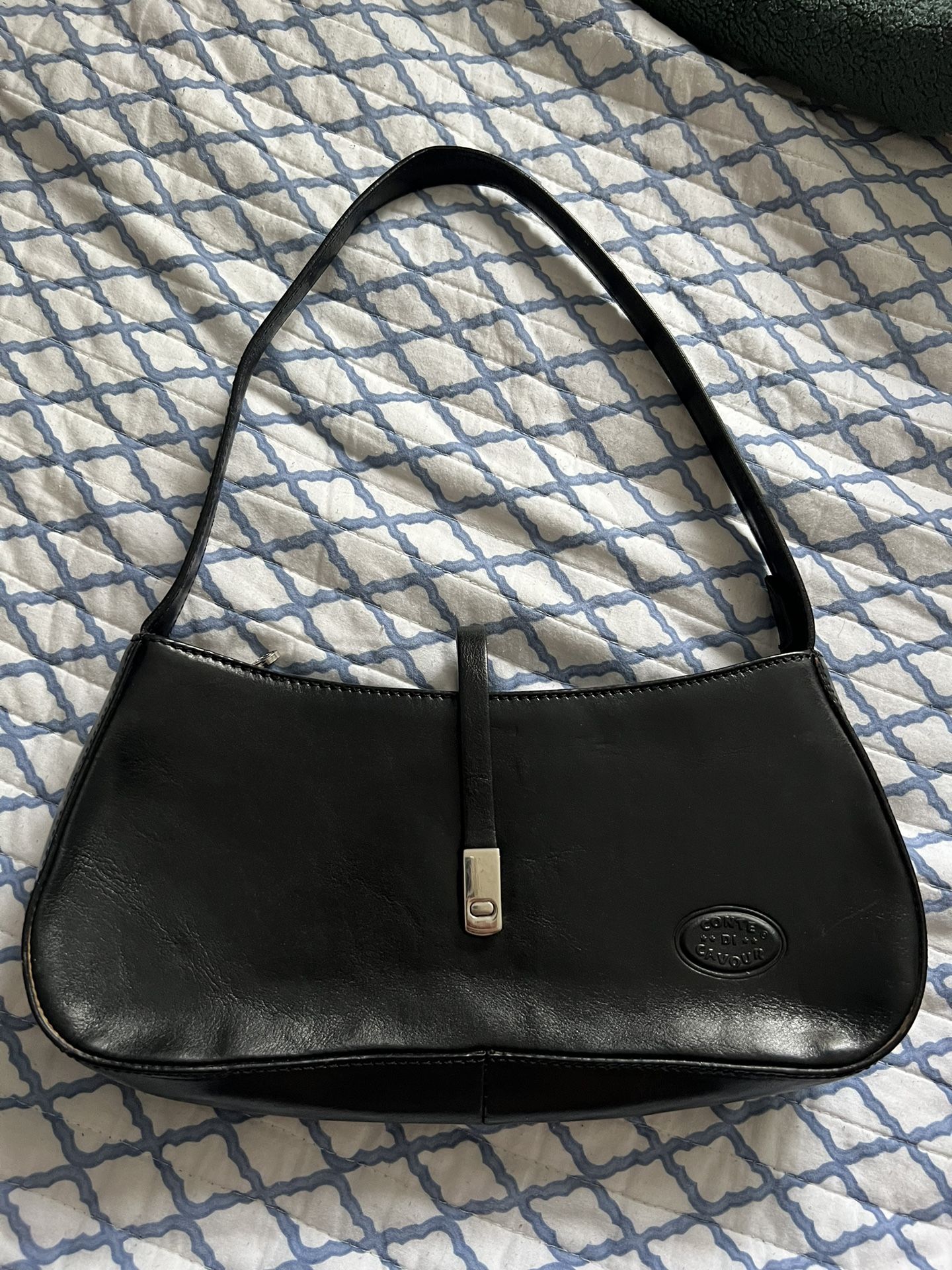 Conte di Cavour- Black leather shoulder bag