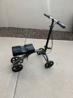 Knee scooter