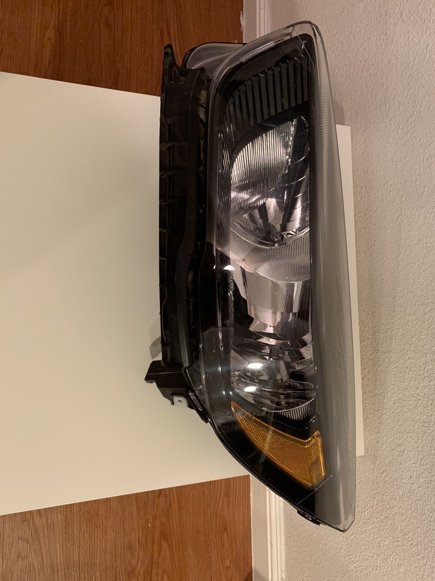 2018 Ford Escape Left headlight