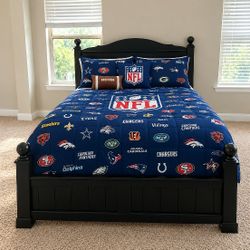 FULL SIZE POSTER BED