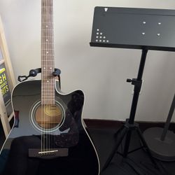Yamaha FX335C Guitar + Stand + Case