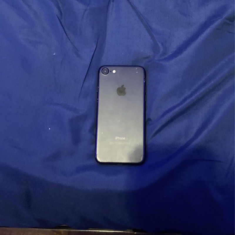 iPhone 7 32Gb Unlocked Excellent Condition like new