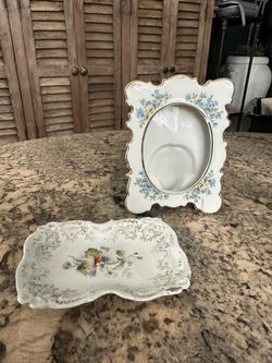 1990's-2000's Tole Painted Flower Ceramic Frame And Plate