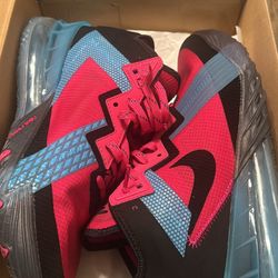 Nike Lebron 18 Low XVIII “fireberry” Shoes Size 9