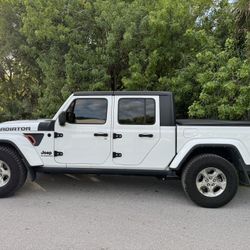 2021 JEEP GLADIATOR FREEDOM 3.6L V6 4WD *ONLY 86K MILES* WARRANTY FL  *ONLY 86,000 MILES  WARRANTY INCLUDED  BANK FINANCING AVAILABLE  ONE OWNER  CLEA