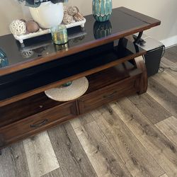 Tv Stand In Great Condition Super Nice