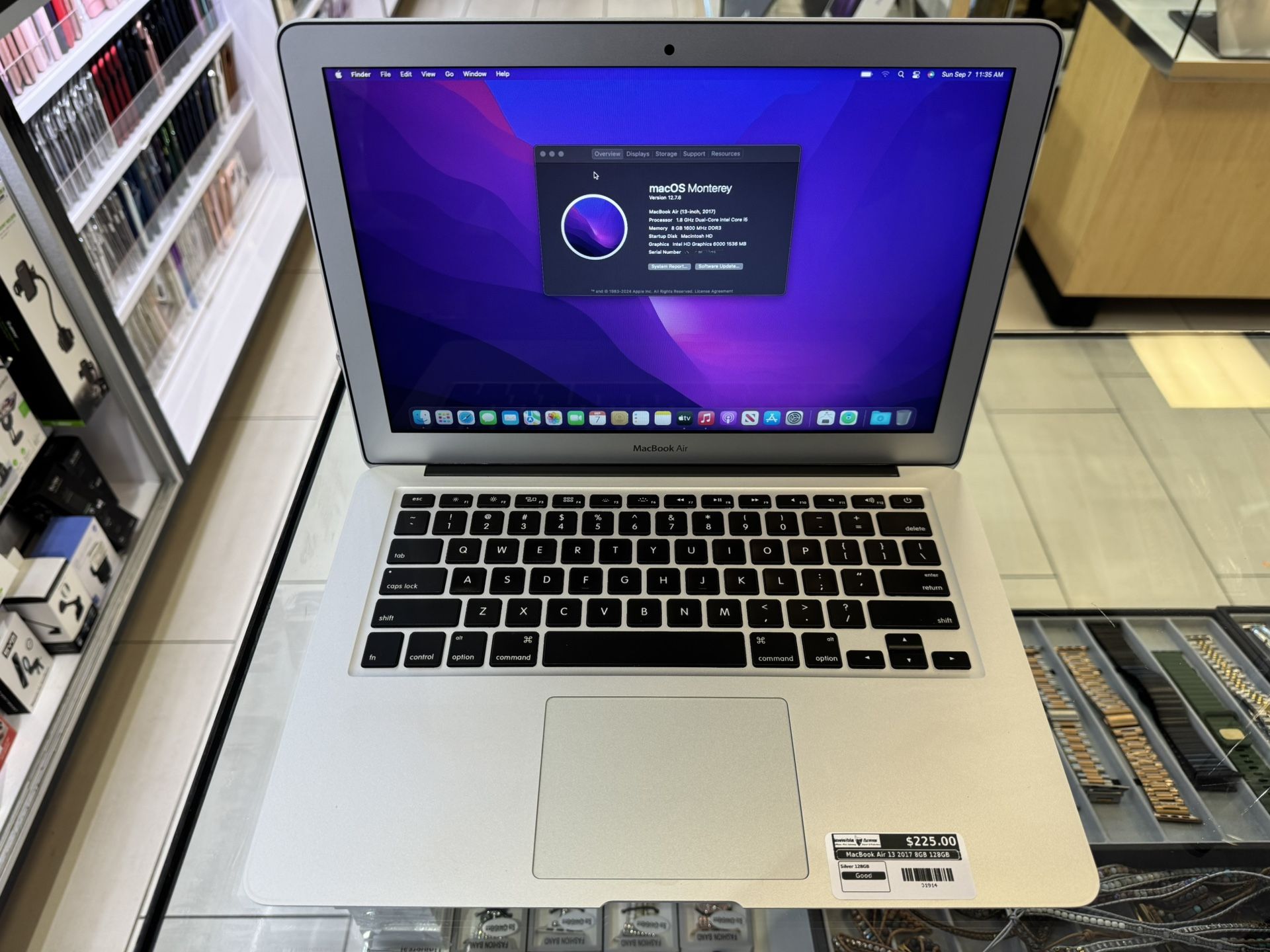 MacBook Air 13” 2017 8GB 128gb 