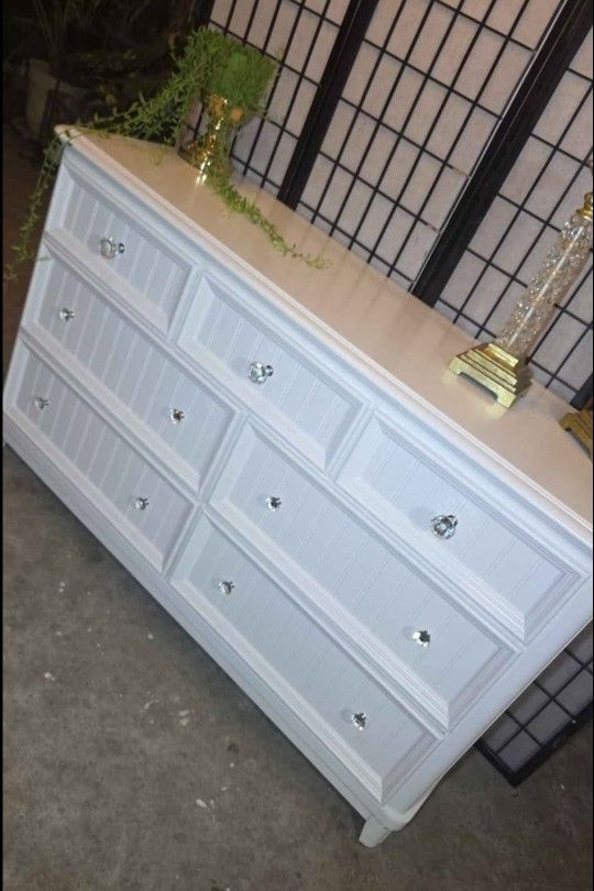 Beautiful White Dresser With Cristal Knobs
