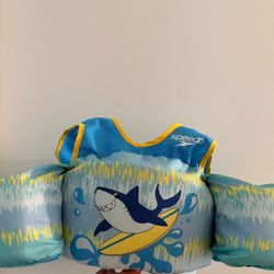 Kids swim vest