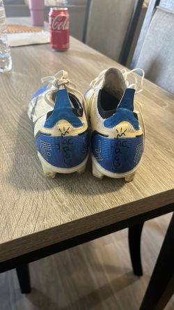 Travis Cleats