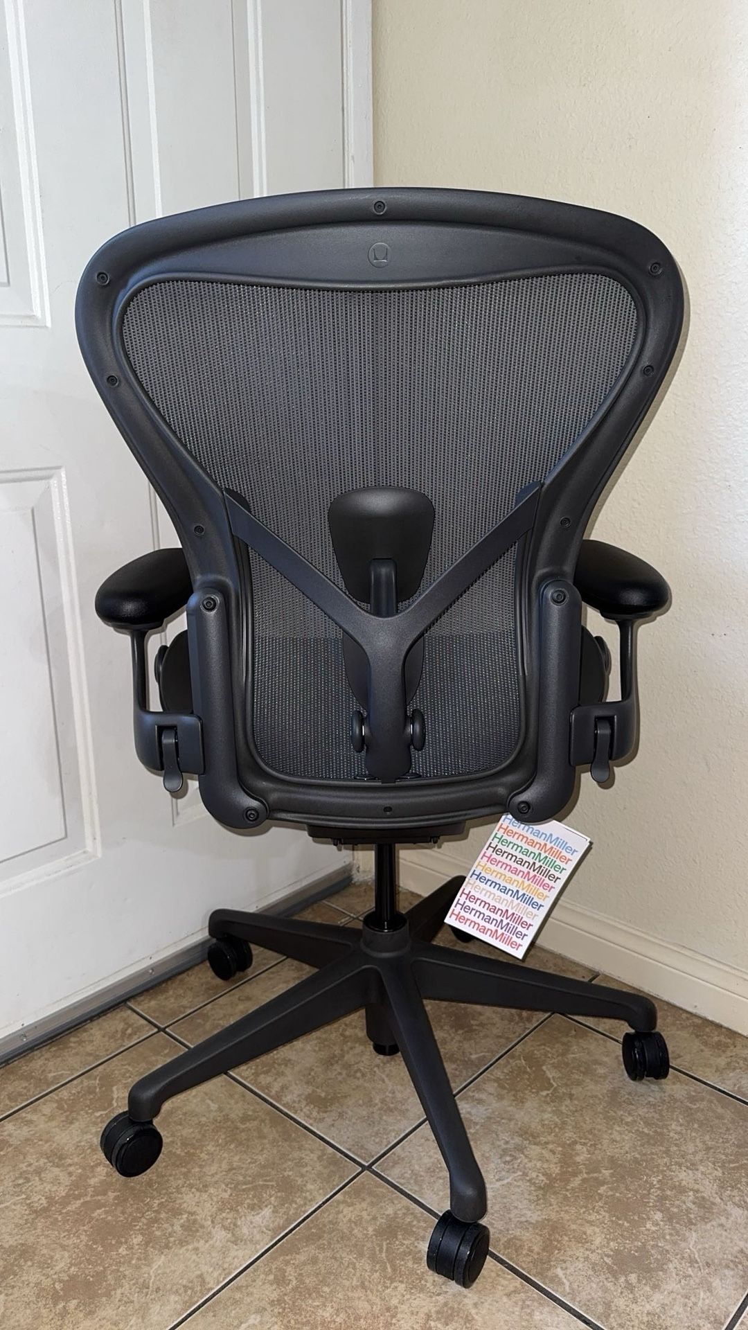 Brand New 2025 Herman Miller Aeron Remastered Size (B)