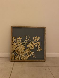 Beautiful Wall Art 🖼 Golden and Navy Blue 21”x21”