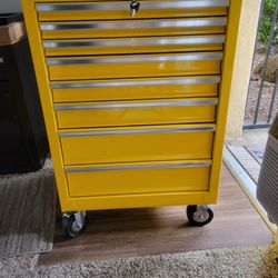 US GENERAL ROLLING TOOLBOX 8 DRAWERS WITH KEY 🔑