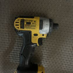 Impact Dewalt 