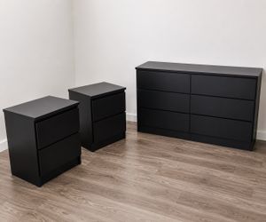 Dresser and 2 nightstands - Cómoda y 2 mesitas de noche