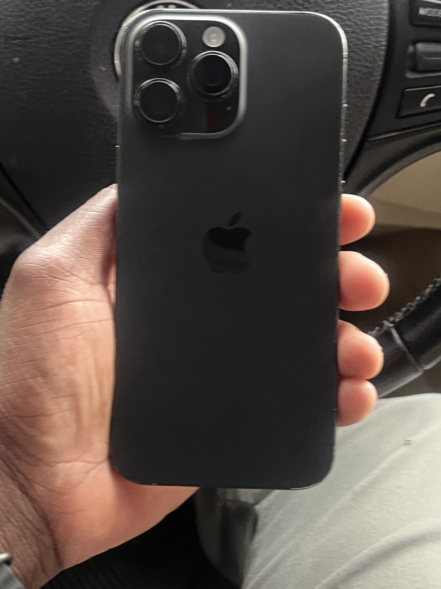 IPHONE 16 PRO MAX 256 UNLOCKED