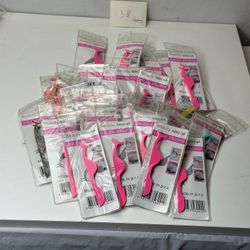 Lot of 38 Beauty Makeup Tools Eyelash Applicators New Sealed E-12