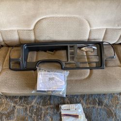 Double Din Dash Kit For 96-02 Chevy