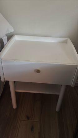 Night stand