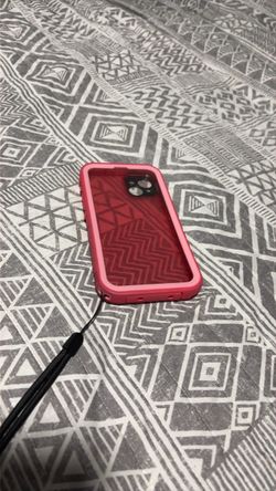 iPhone 14 Plus Life proof screen protector case