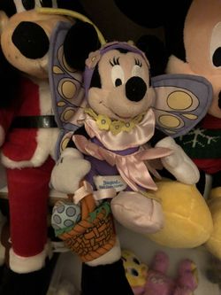 Butterfly 🦋 Minnie Mouse Vintage Disneyland Disney World plush doll plushie with wings !