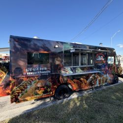 Sea & Soul Food Truck