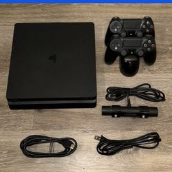 🎄PlayStation 4 (PS4) Christmas Bundle