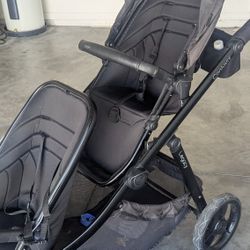 Double To Single Stroller With All Attachments 