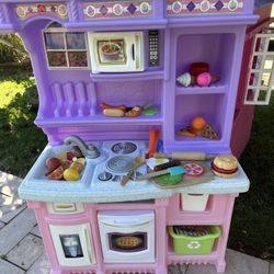 Pink Play Kitchen 