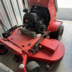 Gravely Pro Stance 61” Kohler Efi Commercial Mower