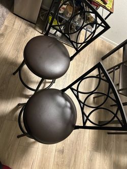 Spinning chairs, pair of 2