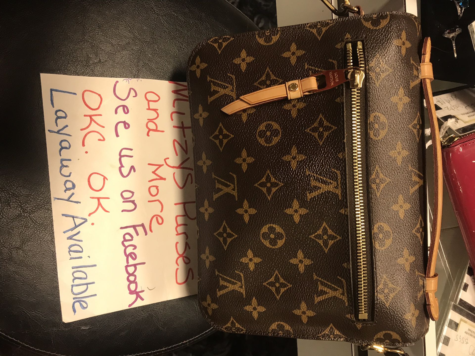 Authentic Louis Vuitton Pochette Métis- being listed from Mitzys Purses and  More- see us on Facebook for Sale in Oklahoma City, OK - OfferUp