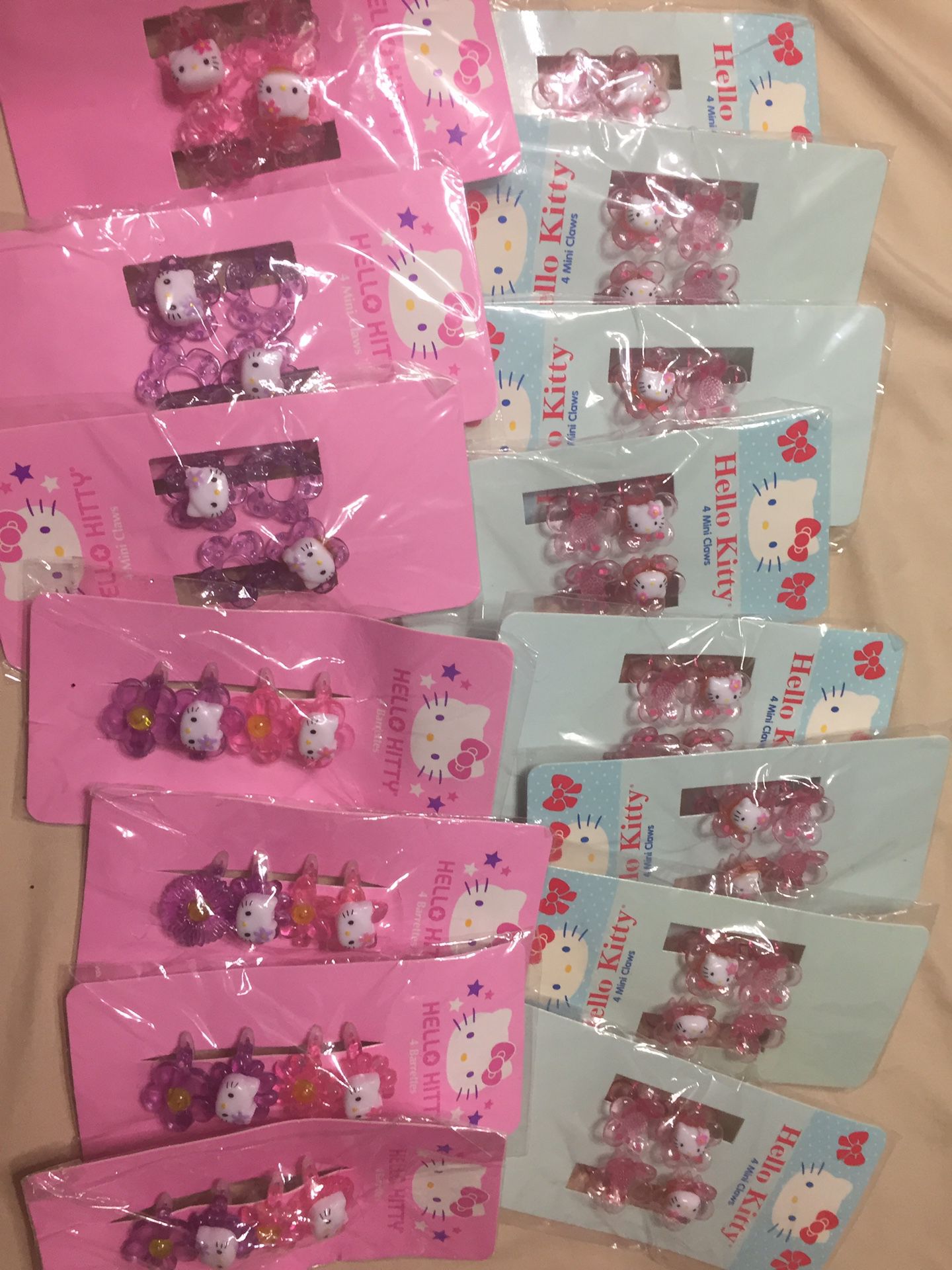 Hello Kitty Hair clip Bow Bundle 19 packs