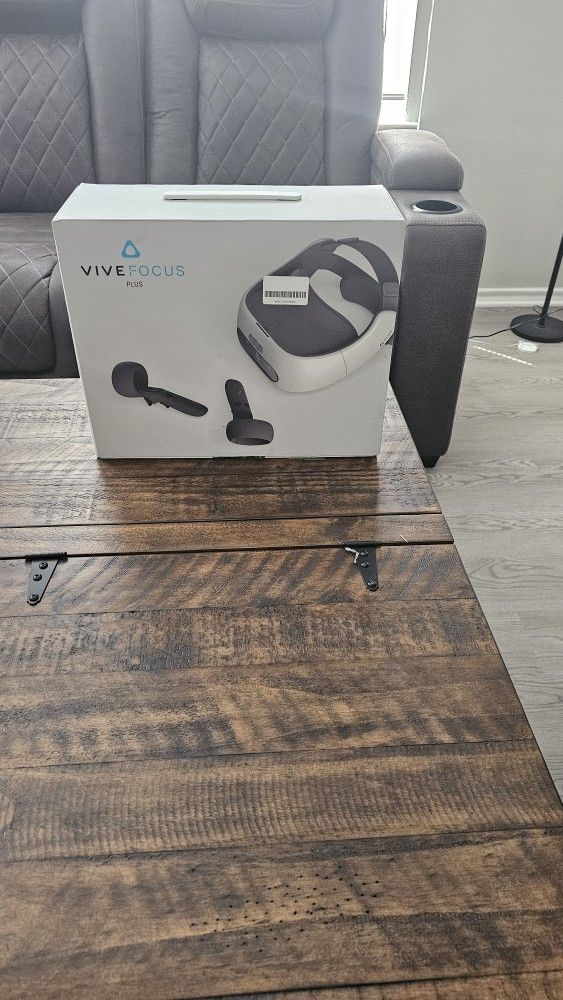 HTC Vive Focus Plus 6DoF VR Headset Bundle