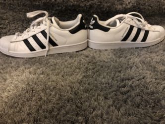 Adidas superstars