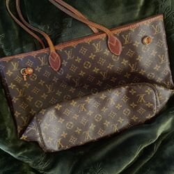 [100% Authentic] Louis Vuitton Monogram Neverfull MM Shoulder Bag