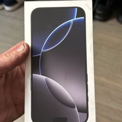 iPhone 16 Pro Max 