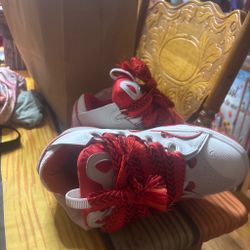 Red and white lanvins