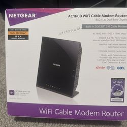 NETGEAR  Dual Band AC1600 Router with 16 x 4 DOCSIS 3.0 Cable Modem