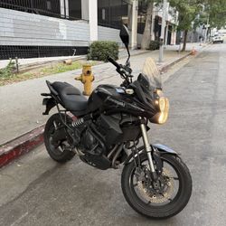Kawasaki Versys 650 (2013) + Riding Gear