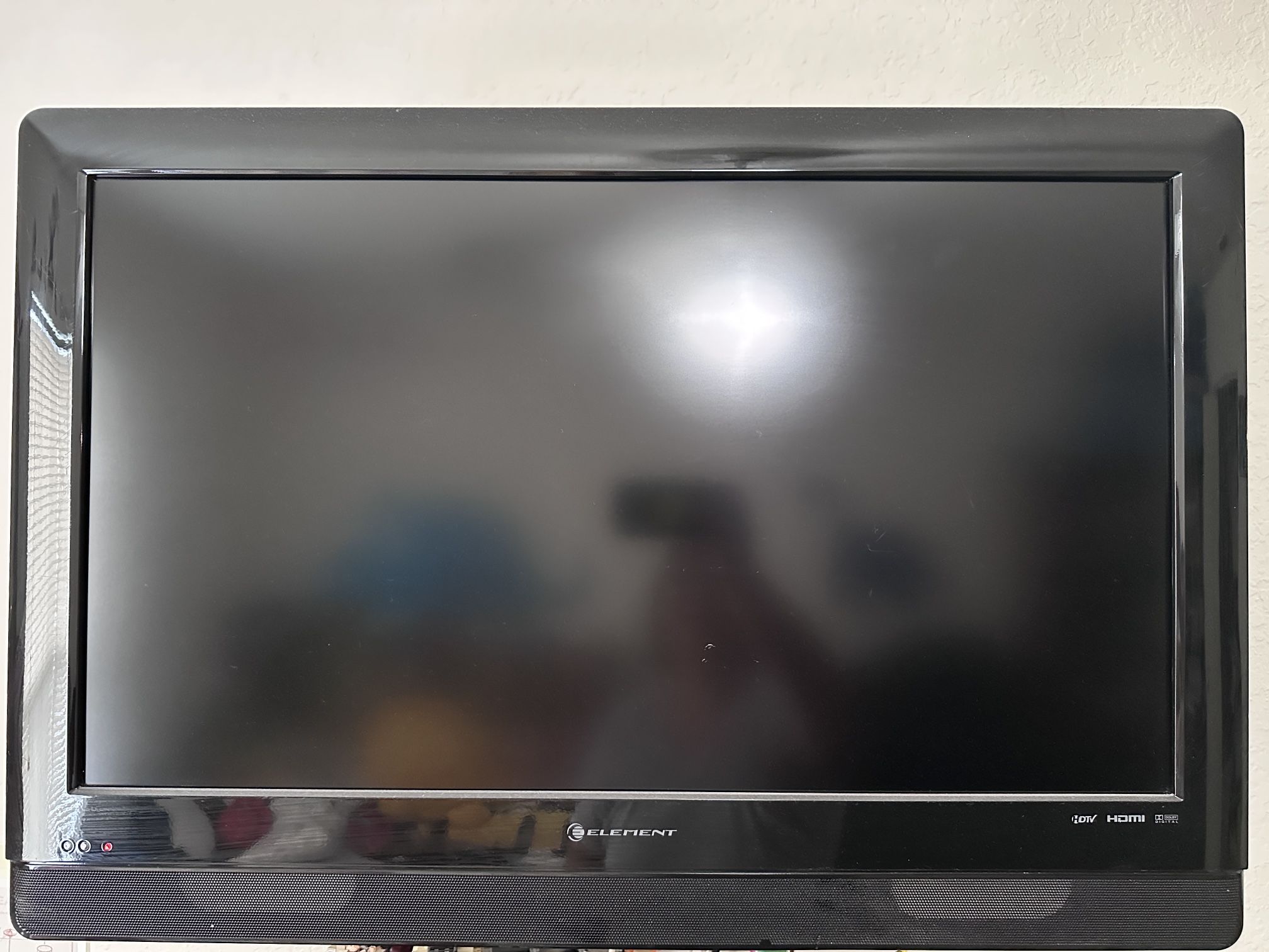 TV 32” Element