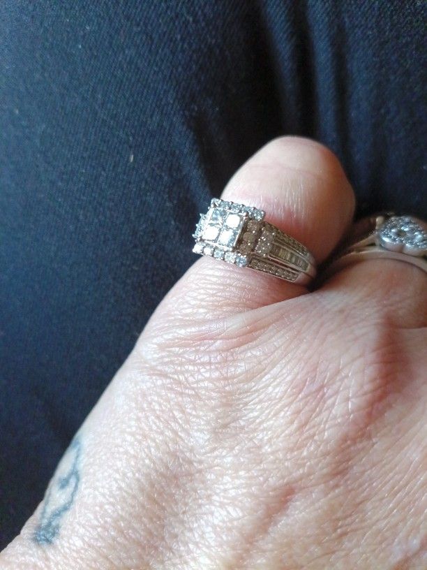 Princess Cut Diamond Ring