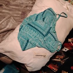 No Boundaries Tang Top New With Tags