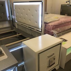 New LED Queen White 4 Pc Set K Furniture And More 5513 8th Street W Suite 10 Lehigh 