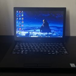 Dell Latitude 7290 (i5 8350U - 8GB Ram - 512GB SSD)