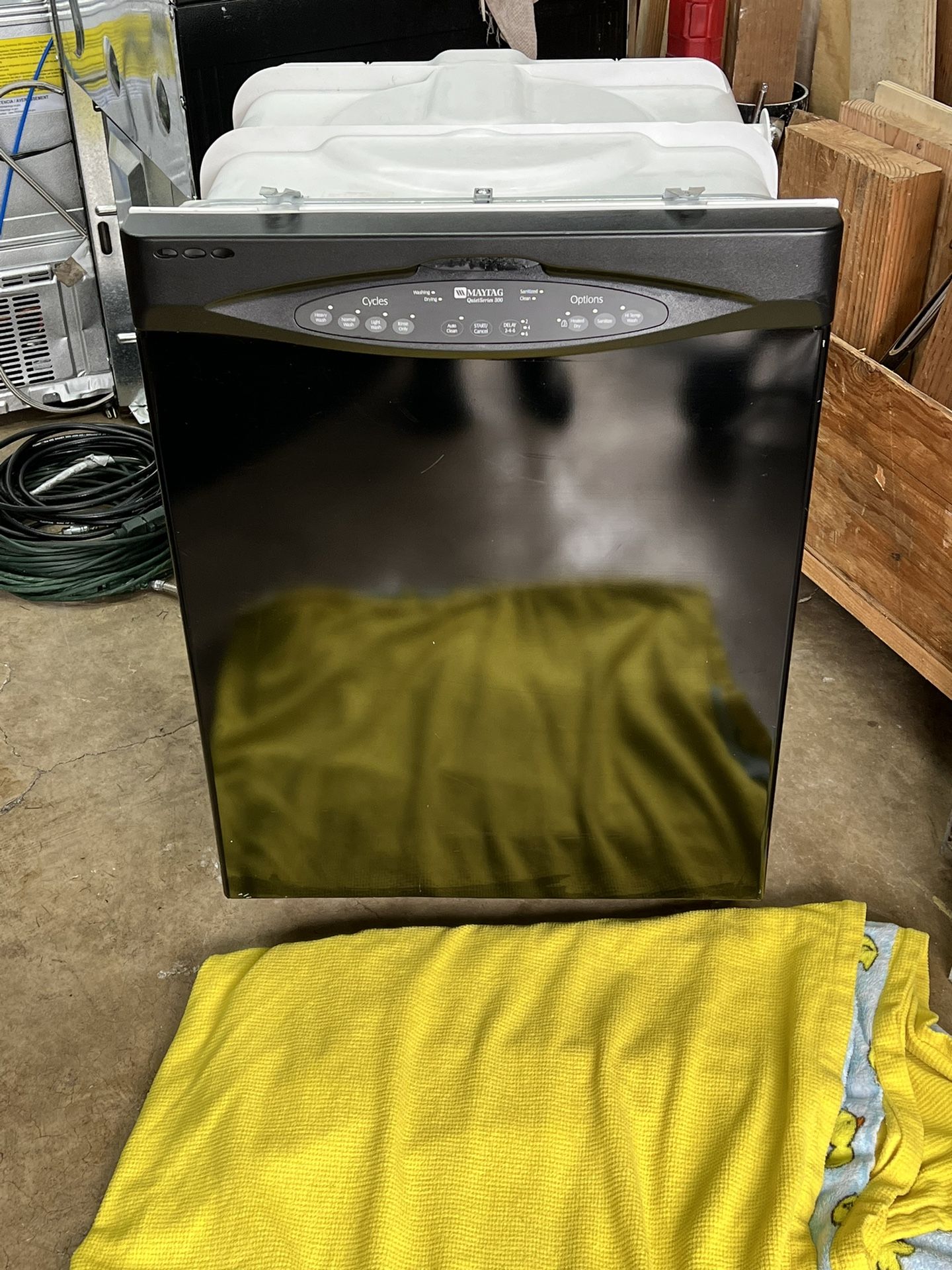 Maytag Dishwasher Quiet Series for Sale in Spanaway, WA OfferUp