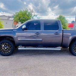 2011 GMC Sierra