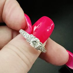  Brand New Engagement Ring Only $600